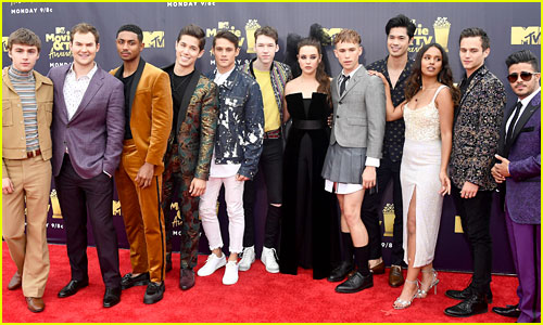 Katherine Langford Joins '13RW' Cast at MTV Awards Once Last Time!
