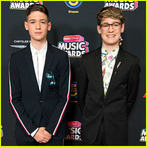 Max & Harvey Add Pops of Color to Their Suits at Radio Disney Music Awards 2018!