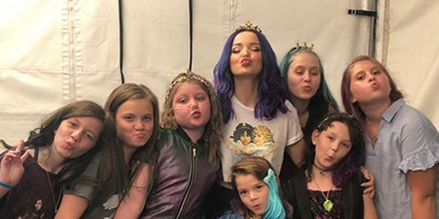 Dove Cameron Visits With Young Fans on ‘Descendants 3′ Set Through Make