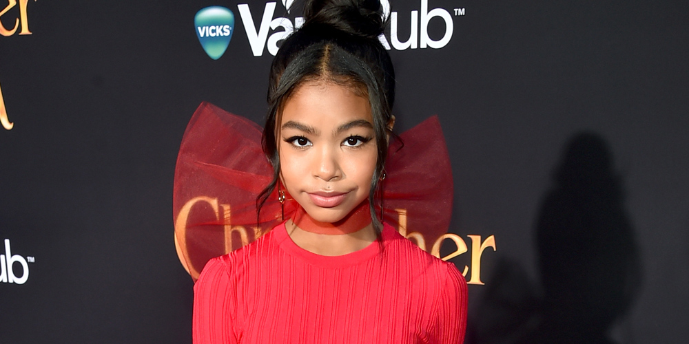 Navia Robinson Wears Giant Red Bow at ‘Christopher Robin’ Premiere ...