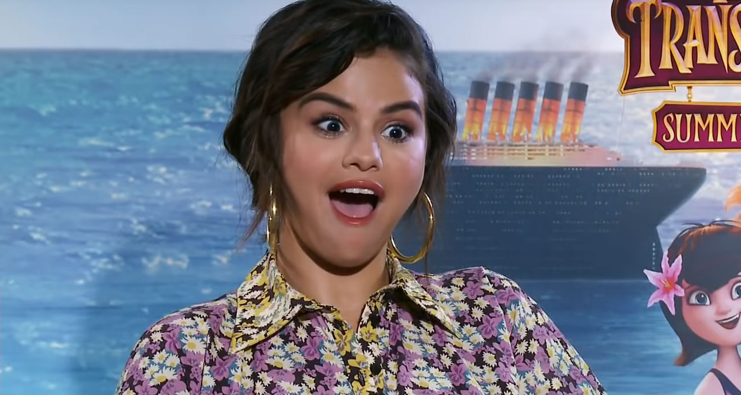 Selena Gomez Gets Interviewed By Her Bff Watch Now Selena Gomez Just Jared Jr