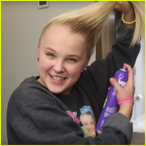 JoJo Siwa Shows How to Get Her Perfect Side Ponytail - Watch Now!