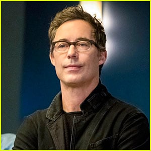 Harrison Wells Will Be a Detective In 'The Flash' Season 5