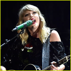 Taylor Swift Sings 'Tied Together With a Smile' Live for the First Time in Years