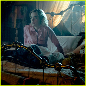 Kiernan Shipka Can’t Wait To See People Dress Up As Sabrina For ...