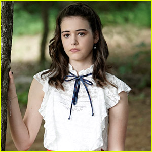 Kaylee Bryant Is Excited To Tell The Story of Josie's Relationships With Men & Women on 'Legacies'