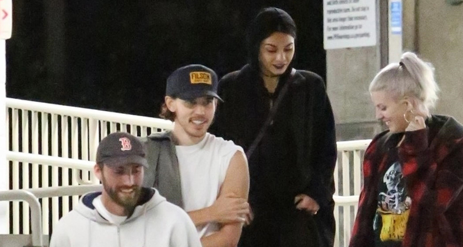 Vanessa Hudgens & Austin Butler Couple Up For ‘Halloween’ Showing ...