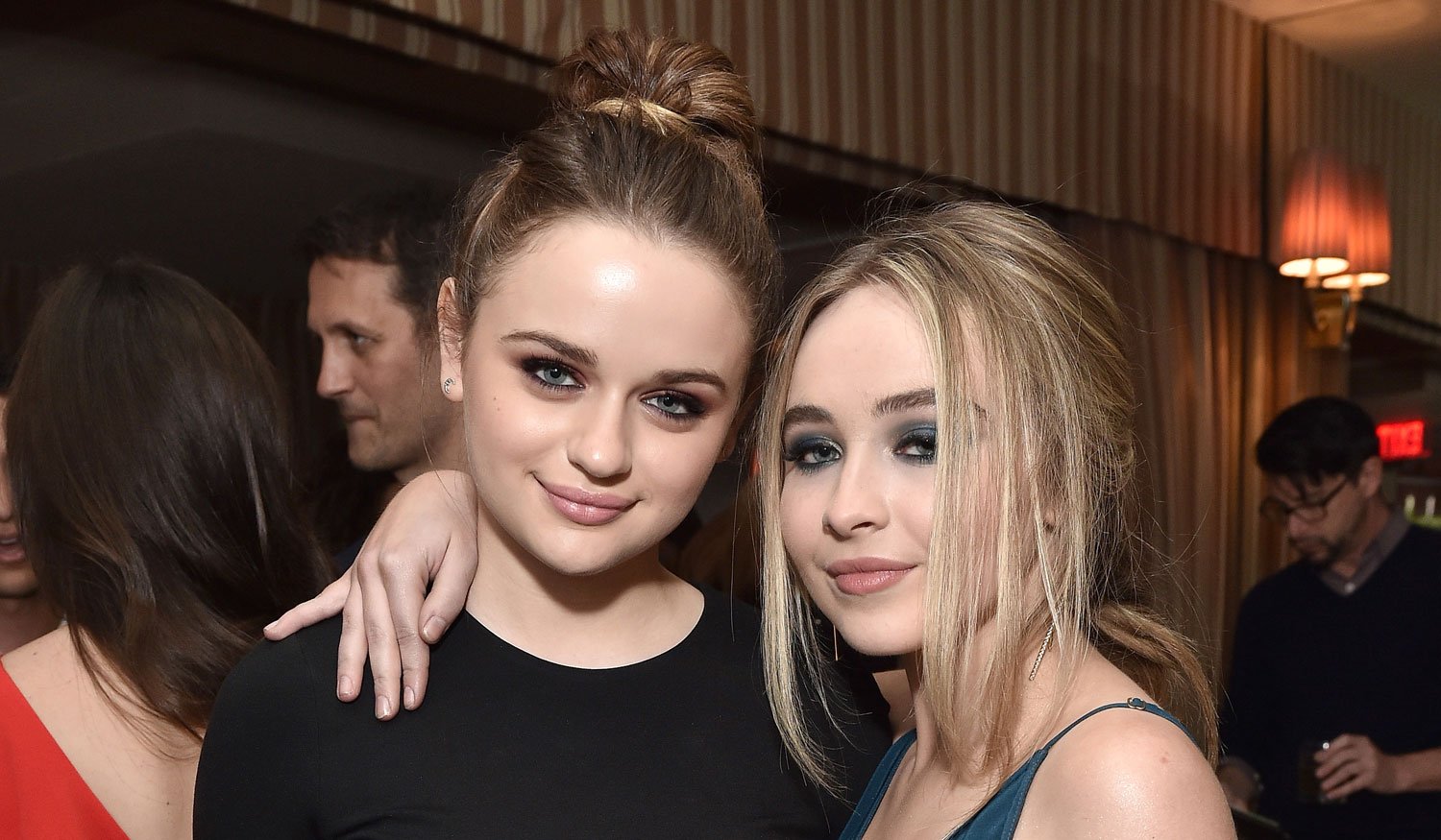 Sabrina Carpenter & Joey King Share Hilarious Exchange in ‘Sue Me ...