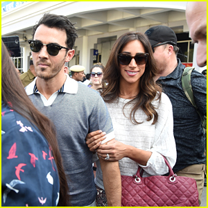 Kevin & Danielle Jonas Arrive to Attend Nick Jonas & Priyanka Chopra's Wedding in India!
