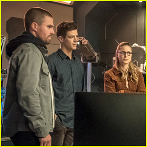 Barry & Oliver Seek Supergirl For Help In First 'Elseworlds' Crossover Episode