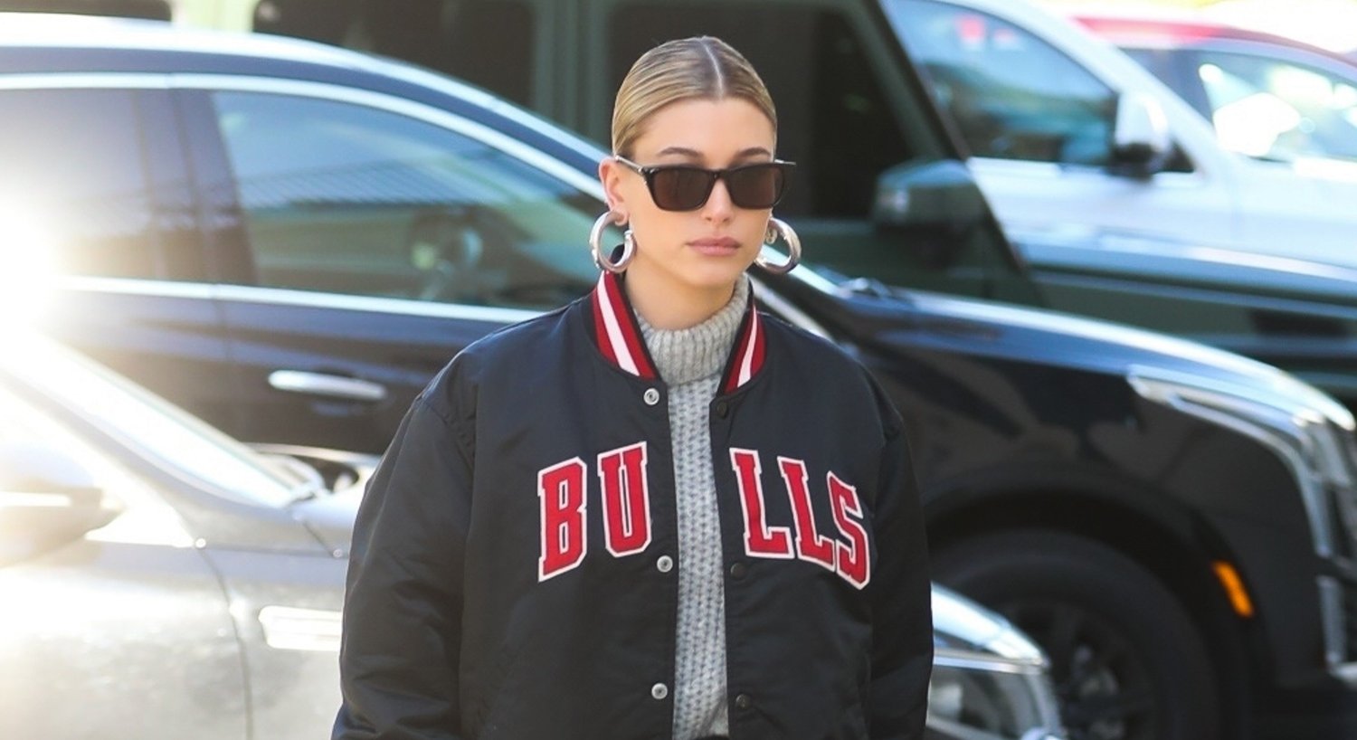 Hailey & Justin Bieber Reportedly Spent New Year’s Eve in Hawaii