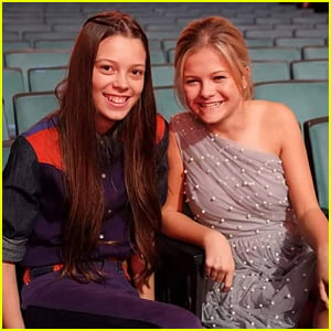 AGT's Darci Lynne Farmer & Courtney Hadwin Are Really Good Friends On & Off Stage!