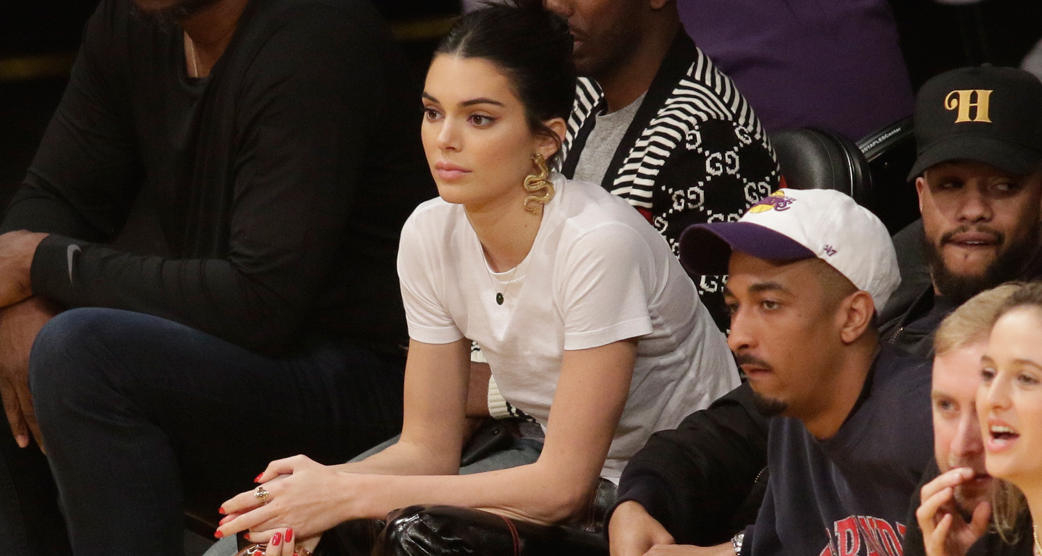 Kendall Jenner Makes an Outfit Change During Lakers-Rockets Basketball Game:  Photo 4167962, Kendall Jenner Photos