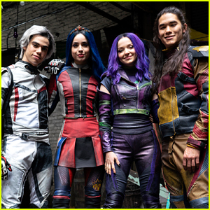 Dove Cameron & The ‘Descendants’ Cast Are Headed to ‘Family Feud ...