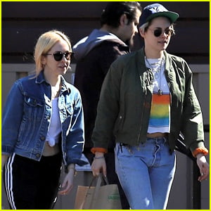 Kristen Stewart Steps Out with Sara Dinkin for Grocery Run