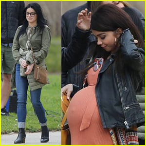 Sarah Hyland Sports Huge Baby Bump On Modern Family Set2 