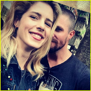 Stephen Amell's Daughter Sings Emily Bett Rickards A Song On Her Final Day of Filming 'Arrow'
