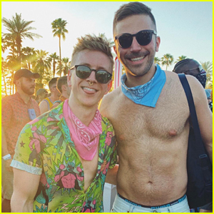 Tyler Oakley & Boyfriend Anthony Russo Share Great Photos Weekend! | 2019 Coachella Music Festival, Anthony Russo, coachella, Shirtless, Tyler Oakley Just Jared Jr.