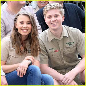 Bindi Irwin Shares Cutest Baby Pic of Brother Robert for National ...