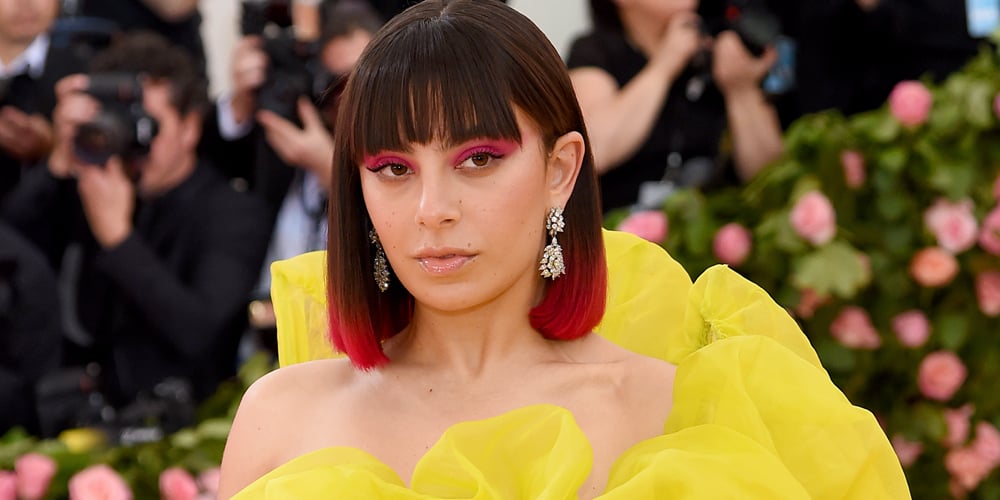 Charli XCX Attends First Met Gala In Amazing Yellow Gown | 2019 Met