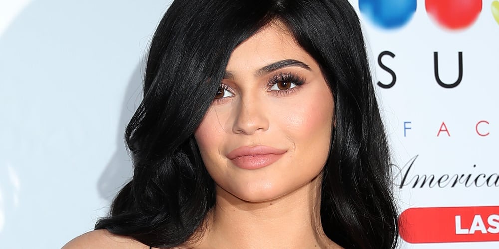 Kylie Jenner’s Fans Are Speaking Out About This New Skin Product ...