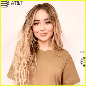 Sabrina Carpenter Drops Alternate Video For On My Way With Alan Walker Farruko Music Video Sabrina Carpenter Just Jared Jr