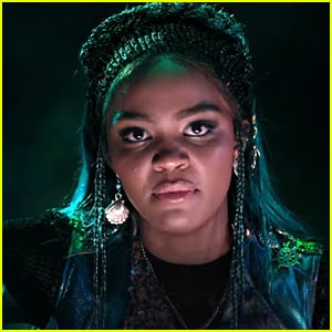 Uma Is Seriously Mad at Mal in New 'Descendants 3' Promo
