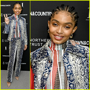 https://cdn.justjaredjr.com/wp-content/uploads/headlines/2019/05/yara-shahidi-tc-summit-event.jpg