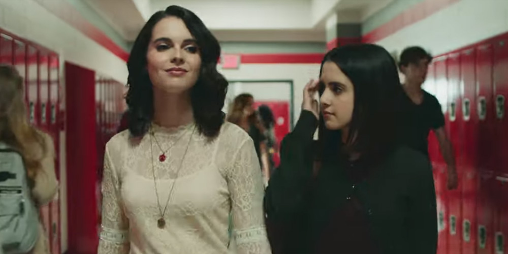 The Trailer For ‘Saving Zoe’ Starring Laura & Vanessa Marano Is Here