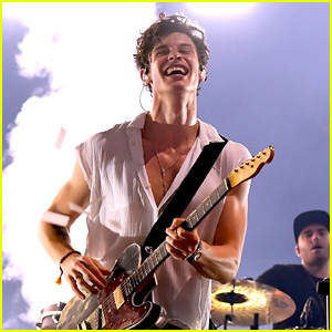 Shawn Mendes Truly Rocked Out On Stage During Concert in Portland