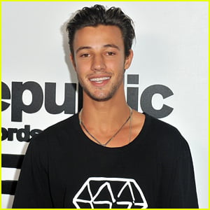 Cameron Dallas Attempts Bottle Cap Challenge With Arm In a Sling!