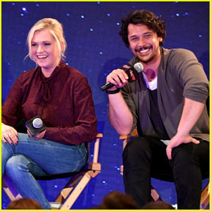 The 100's Eliza Taylor and Bob Morley Open Up About Their Surprise Wedding & Marriage at Comic-Con 2019