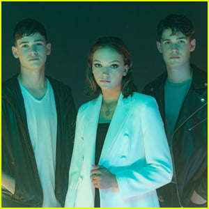 Jayden Bartels Teams Up With Max & Harvey For New Song 'Electric' - Listen Now!