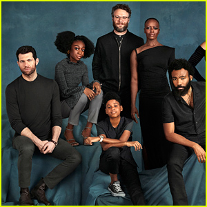 Disney Debuts Stunning Image of 'Lion King' Cast - See It Here!