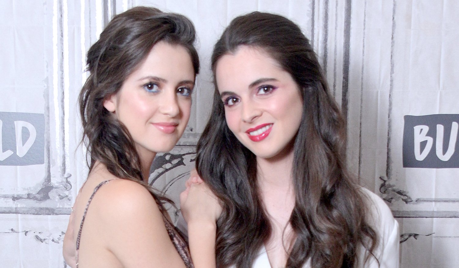 Vanessa & Laura Marano Tell Their Awkward First Kiss Stories! | Laura ...