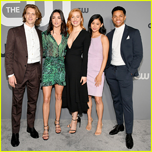 'Nancy Drew' Stars Reveal That the CW Series Is a 'Different Imagining' of the Classic Books!