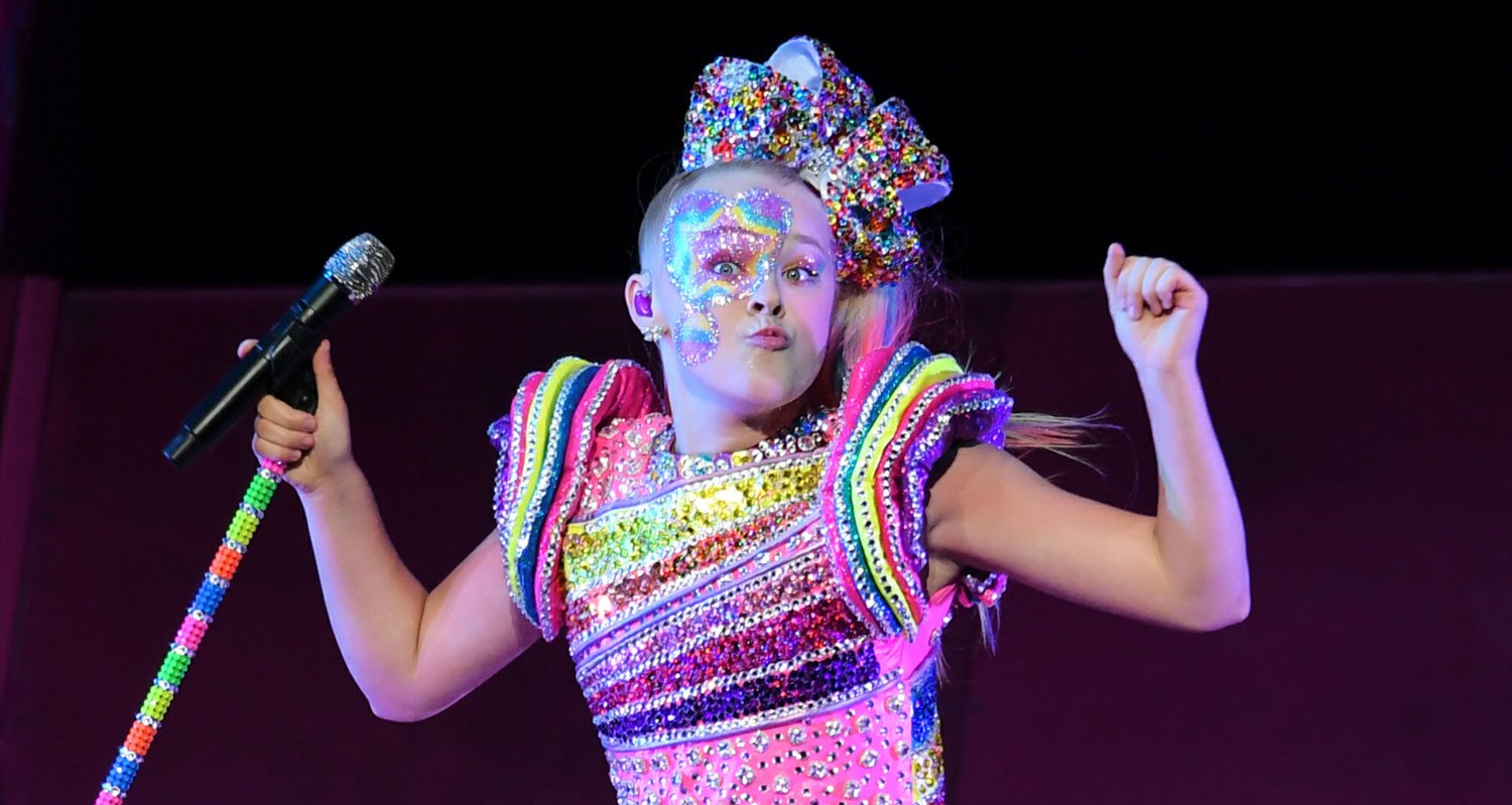 JoJo Siwa Brings Her DREAM Tour to Florida – See the Epic Photos! 