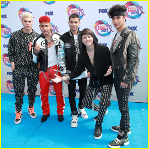 CNCO Represent Their Fans at Teen Choice Awards 2019!