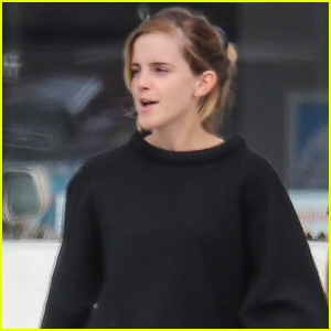 Emma Watson Enjoys Brunch with a Friend in Venice