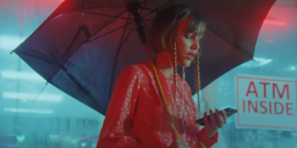 Grace Vanderwaal Debuts Waste My Time Music Video Watch Now First Listen Grace Vanderwaal Music Music Video Just Jared Jr