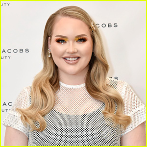 Beauty Vlogger NikkieTutorials aka Nikkie de Jager Gets Engaged In Italy - See The Ring!