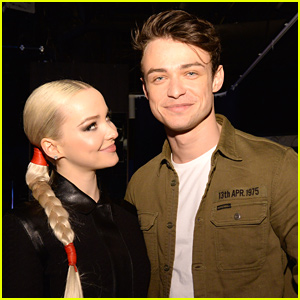 Dove Cameron & Thomas Doherty Couple Up For Sweet Selfie | Dove Cameron ...