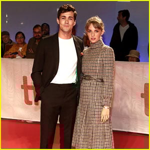Maya Hawke Flies to TIFF 2019 to Support Jonah Hauer-King