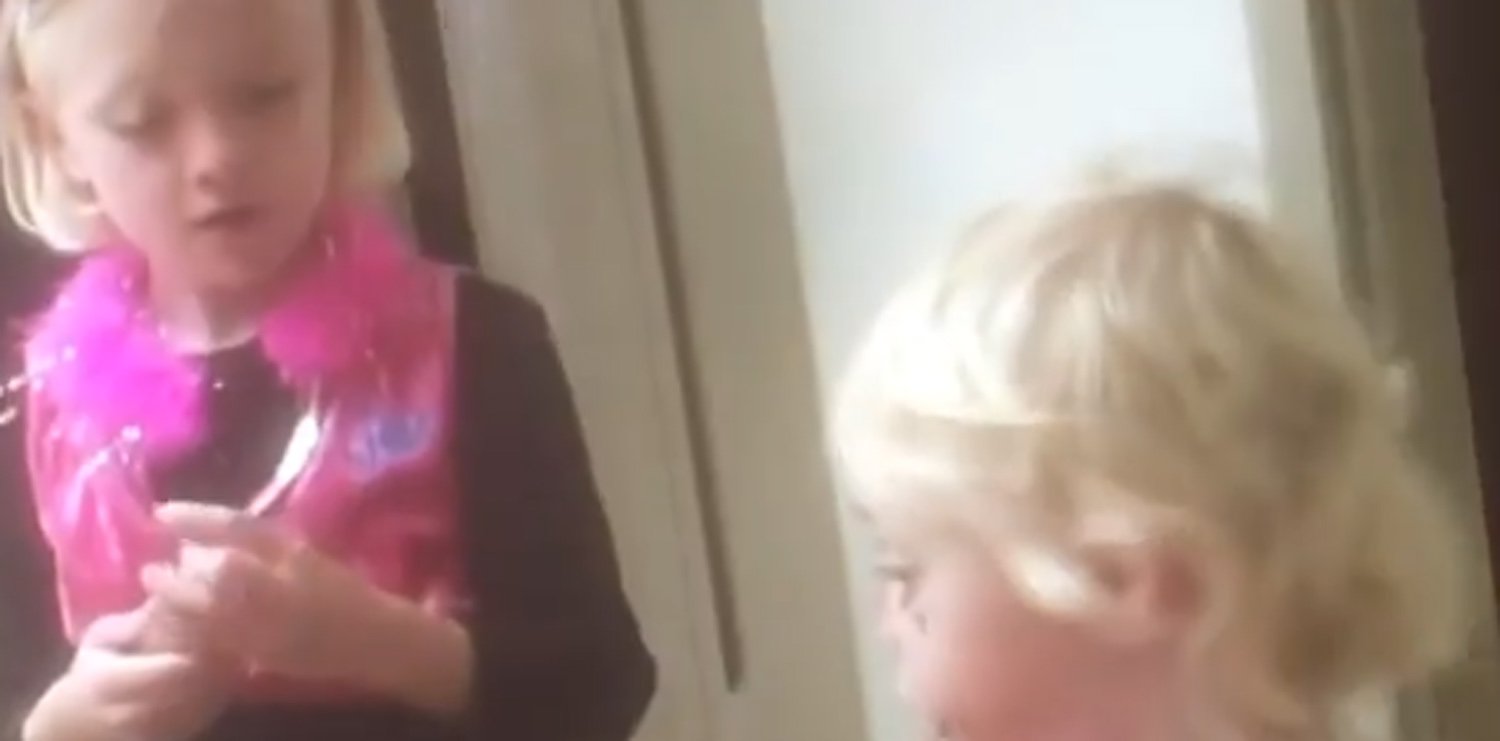 Elle And Dakota Fanning Get Ready For Halloween In Adorable Throwback Video Dakota Fanning Elle