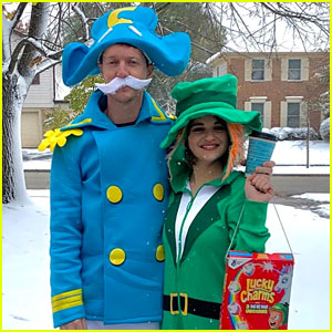 Joey King Dresses as the Lucky Charms Leprechaun for Halloween!