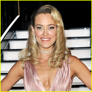'Dancing With The Stars' Pro Peta Murgatroyd Officially Becomes US Citizen!