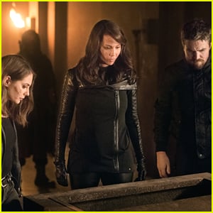 Willa Holland Is Back As Thea Queen On 'Arrow' Tonight!