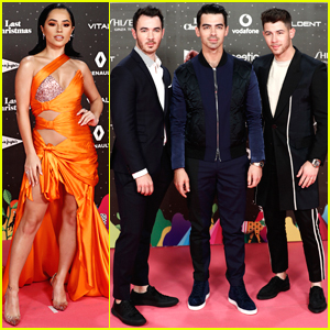 Becky G & Jonas Brothers Perform at LOS40 Music Awards In Spain