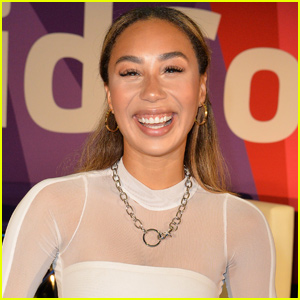 Eva Gutowski Shares An Important Message About Being Yourself