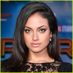 Inanna Sarkis To Star in Mystery Horror Movie 'Seance'